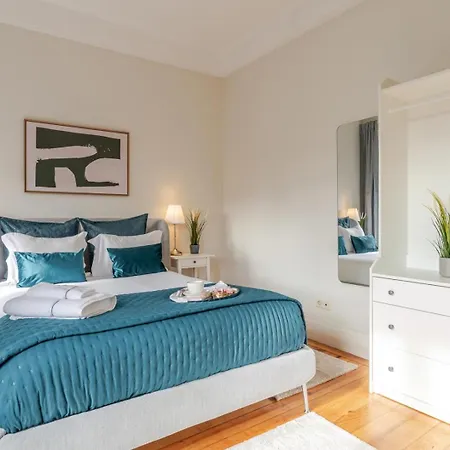 Apartament Modern & Cozy Flat With Workspace By Hostwise