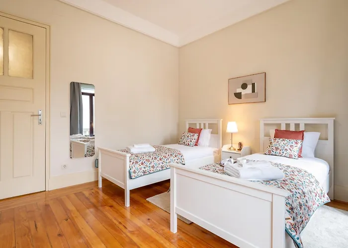 Modern & Cozy Flat With Workspace By Hostwise Lägenhet *