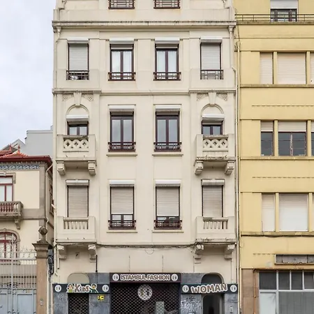 Modern & Cozy Flat With Workspace By Hostwise 公寓 *