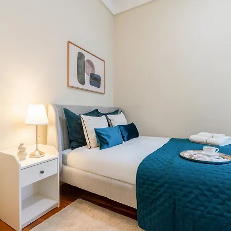 Appartement Modern & Cozy Flat With Workspace By Hostwise Porto