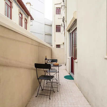 Appartement Modern & Cozy Flat With Workspace By Hostwise *