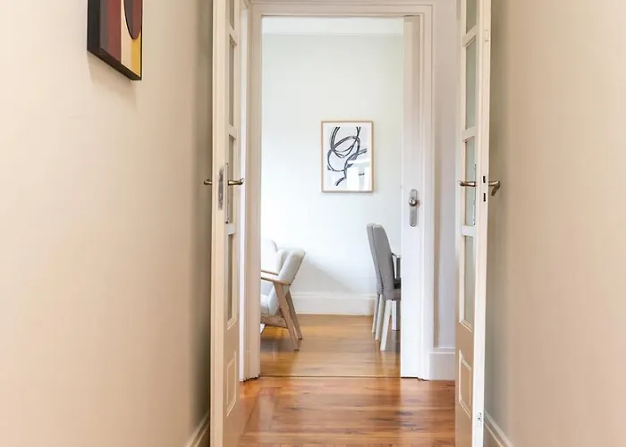 Lejlighed Modern & Cozy Flat With Workspace By Hostwise