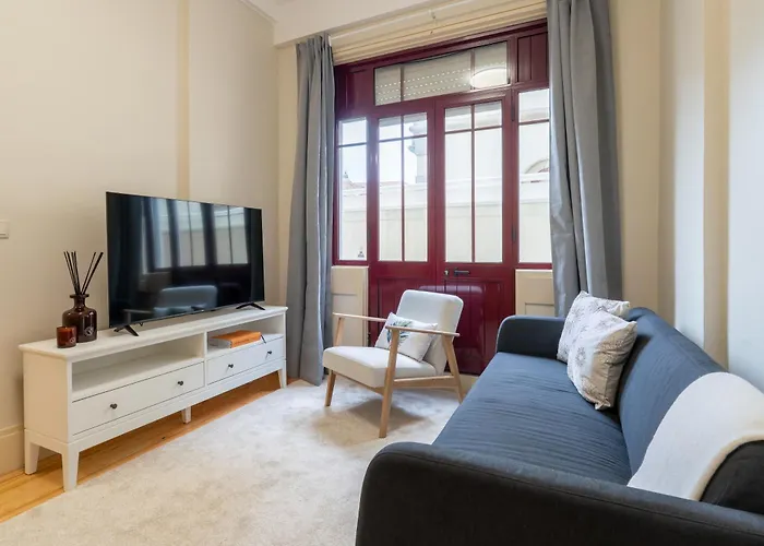 Modern & Cozy Flat With Workspace By Hostwise Apartamento