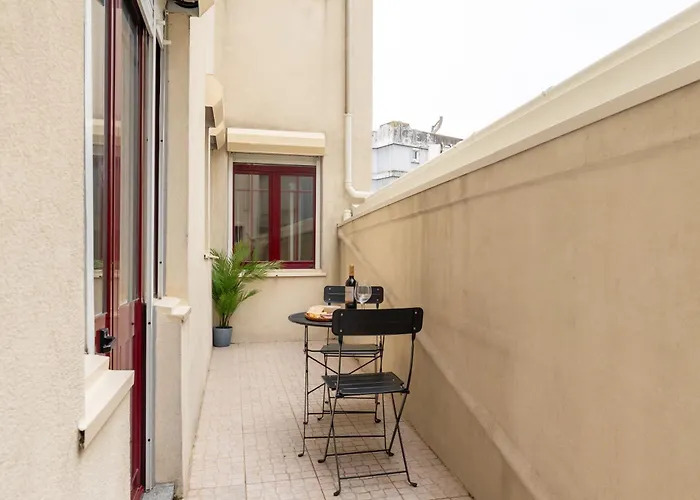 Modern & Cozy Flat With Workspace By Hostwise Apartamento *