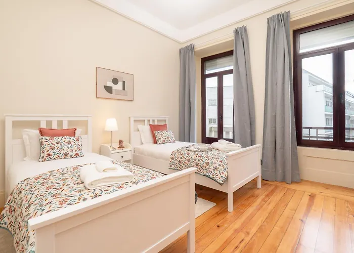 Modern & Cozy Flat With Workspace By Hostwise