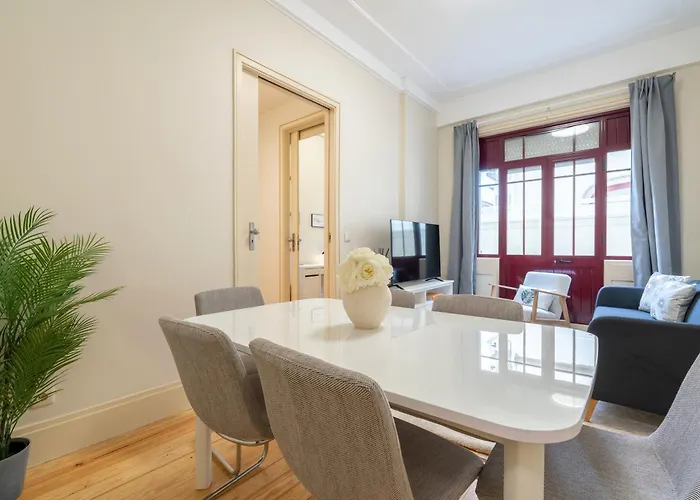 Apartamento Modern & Cozy Flat With Workspace By Hostwise *